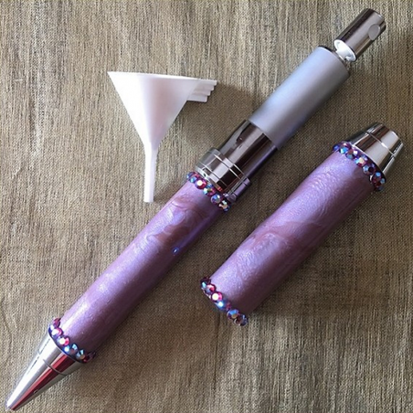 Stylo CRISTAL DE SWAROVSKI FUCHSIA AB, stylo bille avec vaporisateur de parfum duo chrome artisanal  - 1