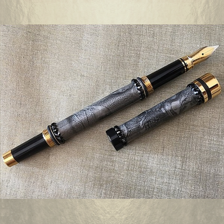 Stylo CRISTAL DE SWAROVSKI , Stylo plume plaqué or décoration artisanale à la main noir onyx  - 1