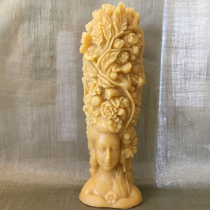 Bougie sculpture décorative artisanale cire naturelle de soja. Dame nature 21,5 cm. Personnalisable