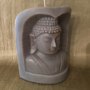 Bougie sculpture décorative artisanale cire naturelle de soja. Bouddha statue bois 13 cm. Personnalisable  - 1 2