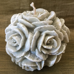 Bougie  décorative sculpture parfumée grenadine artisanale boule de rose
