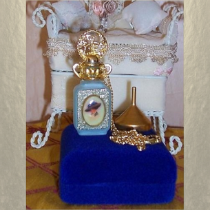 Collier fiole à parfum plaqué or dans écrin modèle 11  - 1