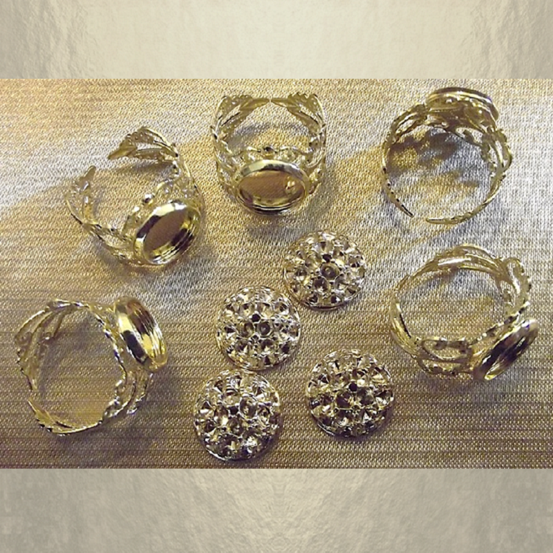 Bague CRISTAL DE LUXE pavé filigrane ajustable plaqué or artisanale  - base