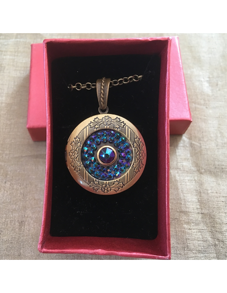 Collier pendentif porte photo Cristal de SWAROVSKI SCARABAEUS bronze artisanal  - 4