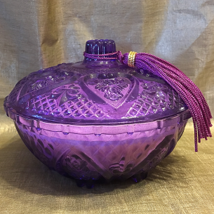 Bougie parfumée violette artisanale parfum sans alcool en pot cire naturelle de soja  - 1