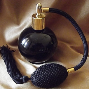 Vaporisateur de parfum poire noire vide et rechargeable modèle noir boule 100 ml  - 1