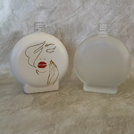 Vaporisateur de parfum poire  artisanal peint à la main 2