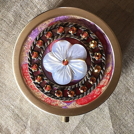 Pilulier cristal de swarovski ASRAL PINK et fleur en nacre bronze artisanal  - 1