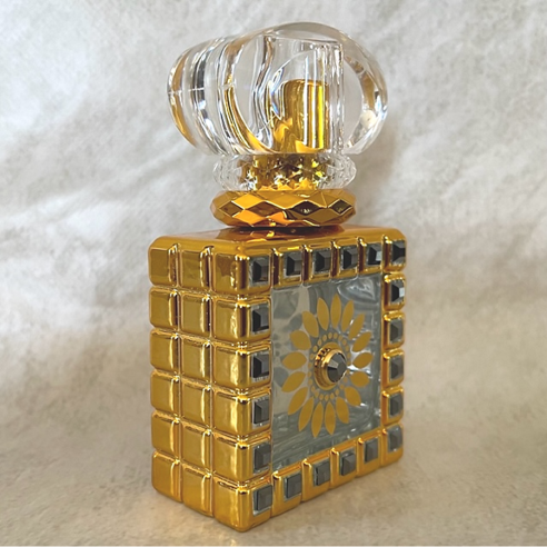 Vaporisateur de parfum Cristal de Swarovski JET HEMATITE artisanal profil 1 Vaporisateur de parfum Cristal de Swarovski JET HEMATITE artisanal profil 1