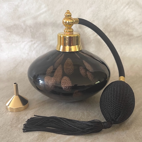 Vaporisateur de parfum poire verre artisanal  noir or bronze 190 ml fait main Vaporisateur de parfum poire verre artisanal  noir or bronze 190 ml fait main
