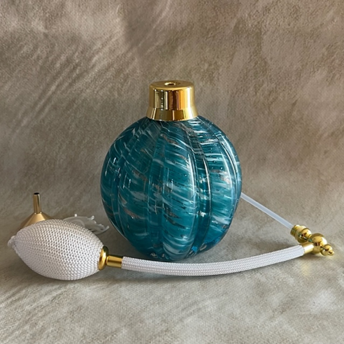 Vaporisateur de parfum artisanal bleu canard 235 ml ouvert