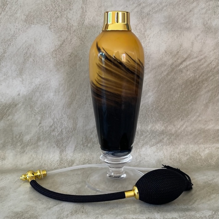 Vaporisateur de parfum poire artisanal sur pied bicolore 120 ml ouvert