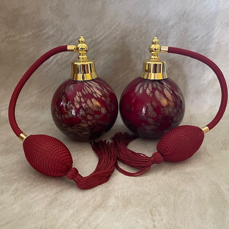 Vaporisateur de parfum poire artisanal boule rouge bordeaux 145ml groupé