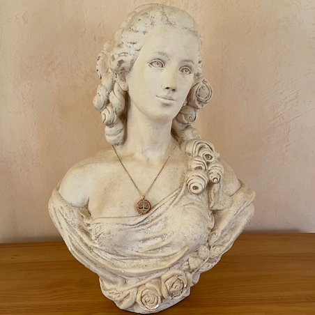 Collier pendentif diffuseur de parfum arbre de vie Cristal de Swarovski  artisanal sur buste