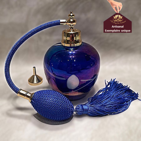 Vaporisateur de parfum artisanal en cristal iridescent poire bleue électrique