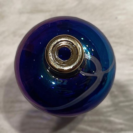 Vaporisateur de parfum artisanal en cristal iridescent poire bleue électrique vue de haut