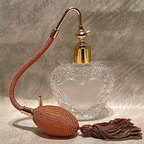 Vaporisateur de parfum cœur artisanal en cristal poire or antique