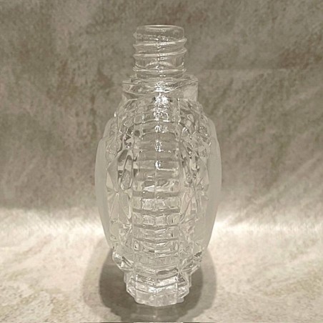 Vaporisateur de parfum cœur artisanal en cristal profil droit