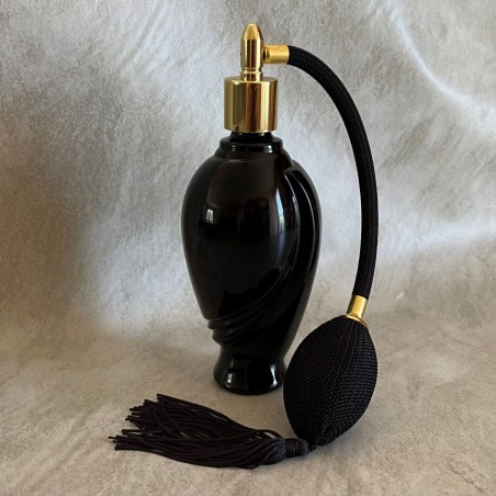 Vaporisateur de parfum poire modèle noir drapé 100ml