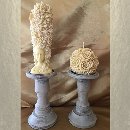 Chandelier, bougeoir en bois patiné gris taupe artisanal bougie pilier, bougie sculpture, bougie décorative  - 2