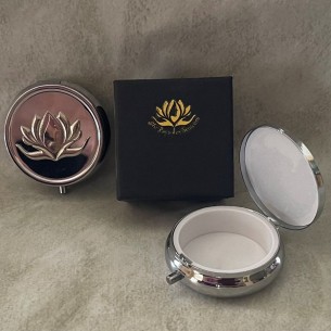 Pilulier argent estampe argent artisanale Marque Au pays des senteurs 2