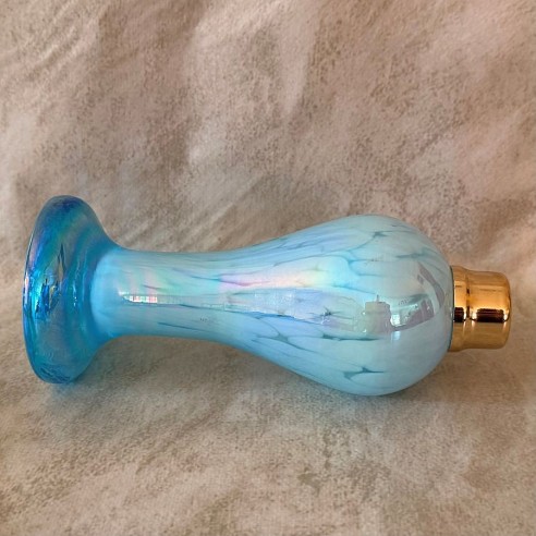 Vaporisateur de parfum de luxe verre artisanal nacré bleu vide et rechargeable 110ml profil