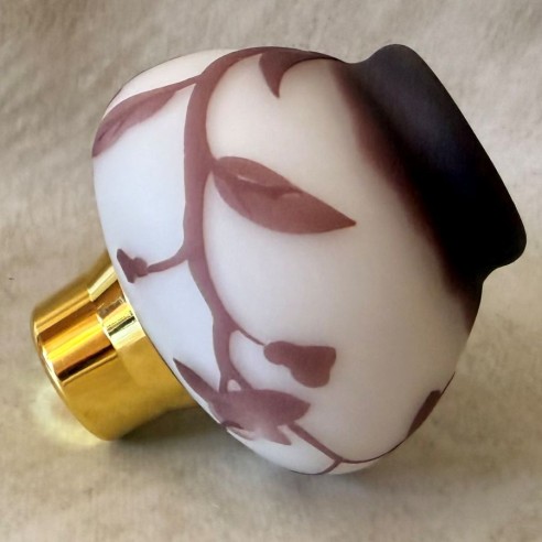 Vaporisateur de parfum poire artisanal sablé peint à la main marron côté