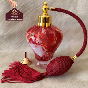 Vaporisateur de parfum poire marbré rouge