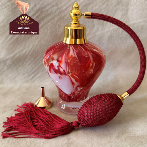 Vaporisateur de parfum poire marbré rouge