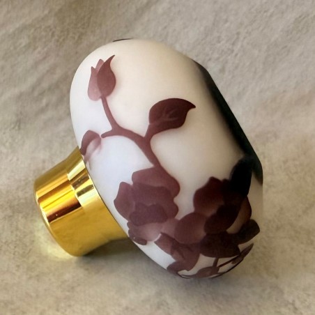 Vaporisateur de parfum poire artisanal sablé peint à la main marron 80ml penché