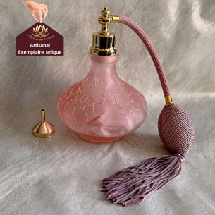 Vaporisateur de parfum artisanal verre craquelé rose évasé grande contenance