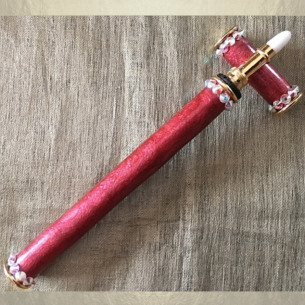 Stylo applicateur de parfum CRISTAL DE SWAROVSKI CRYSTAL AB plaqué or 24 K rubis fabrication artisanale  - 1 2