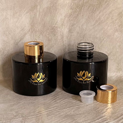Diffuseur de parfum à bâtonnets ouvert Marque Au pays des senteurs