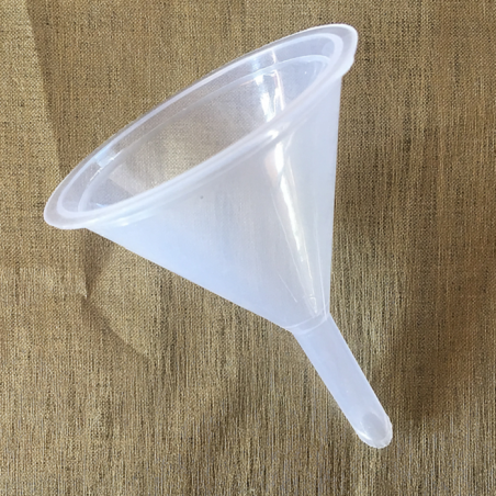 Grand entonnoir en plastique pour vaporisateur de parfum  - 1